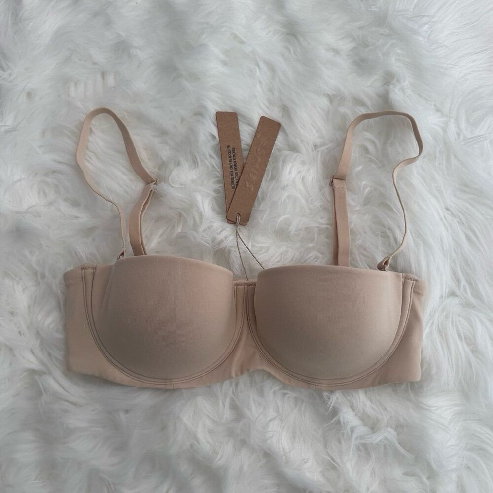Skims Fits Everybody Strapless Sand Size 32A
